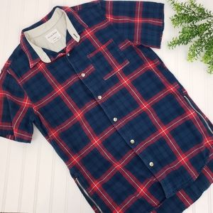 On The Byas Shirt Plaid Button Down Top Navy Blue Red Shirt size Medium